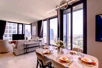Condos for rent : Hyde Herritage Thonglor 3Bedroom For Rent