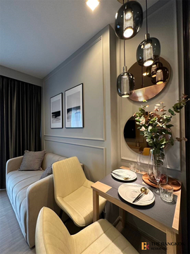 Life Asoke Hype Convenient Travel, Great Value per Square Meter