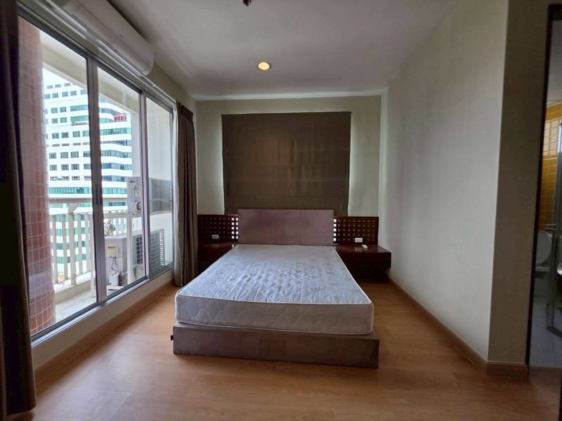 รูป คอนโดให้เช่า :Citi Smart Sukhumvit 18 ซิตี้ สมาร์ท สุขุมวิท 18 (( BTS Asok)) MK-02  line @livingbkk - รูปที่ 3/10
