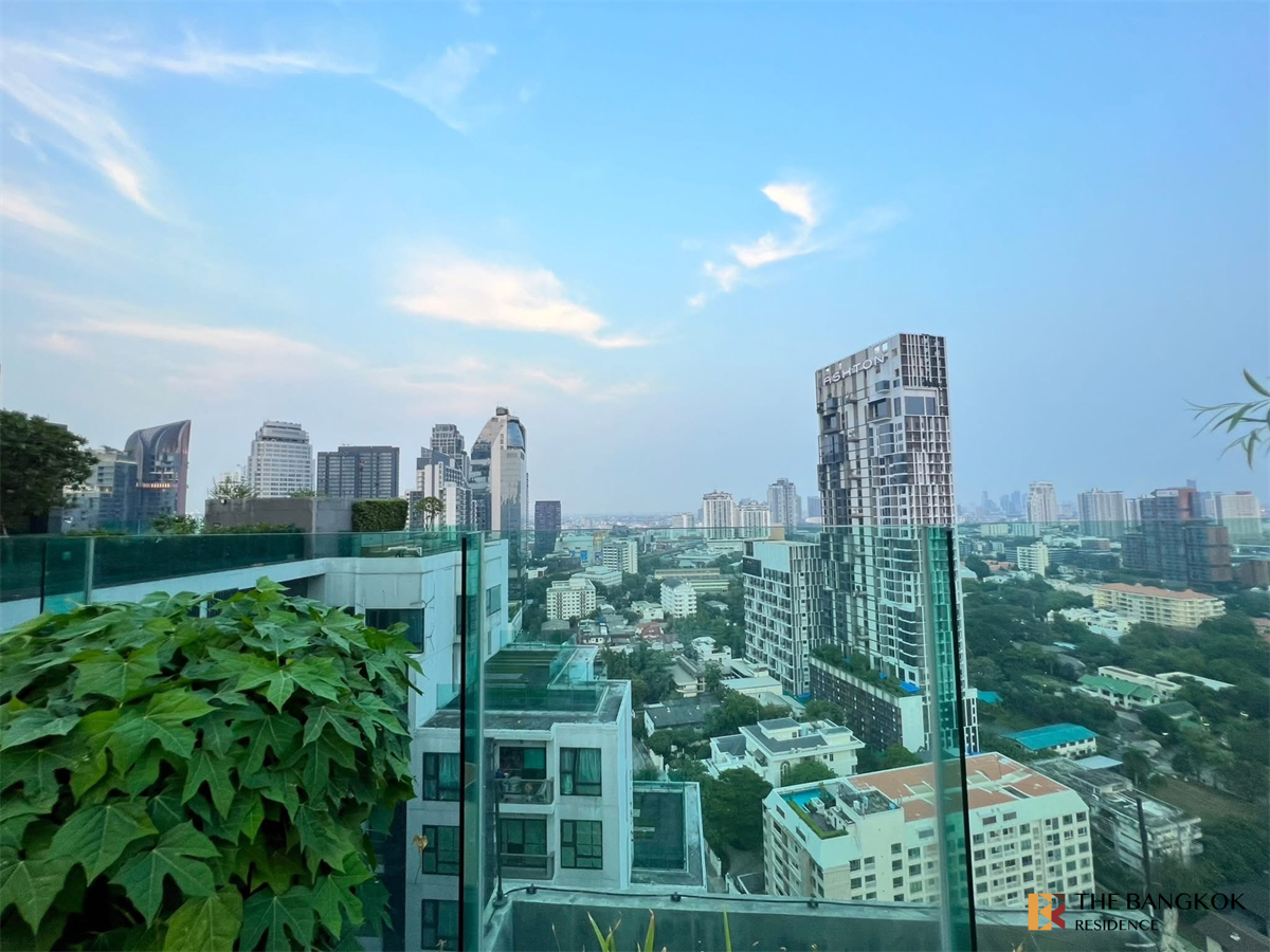 picture RHYTHM Sukhumvit 36-38 near BTS Thong Lo - 1/10