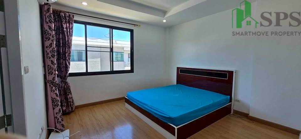 picture Home Office for Rent Near BTS Bearing (SPSJP352) - 10/15
