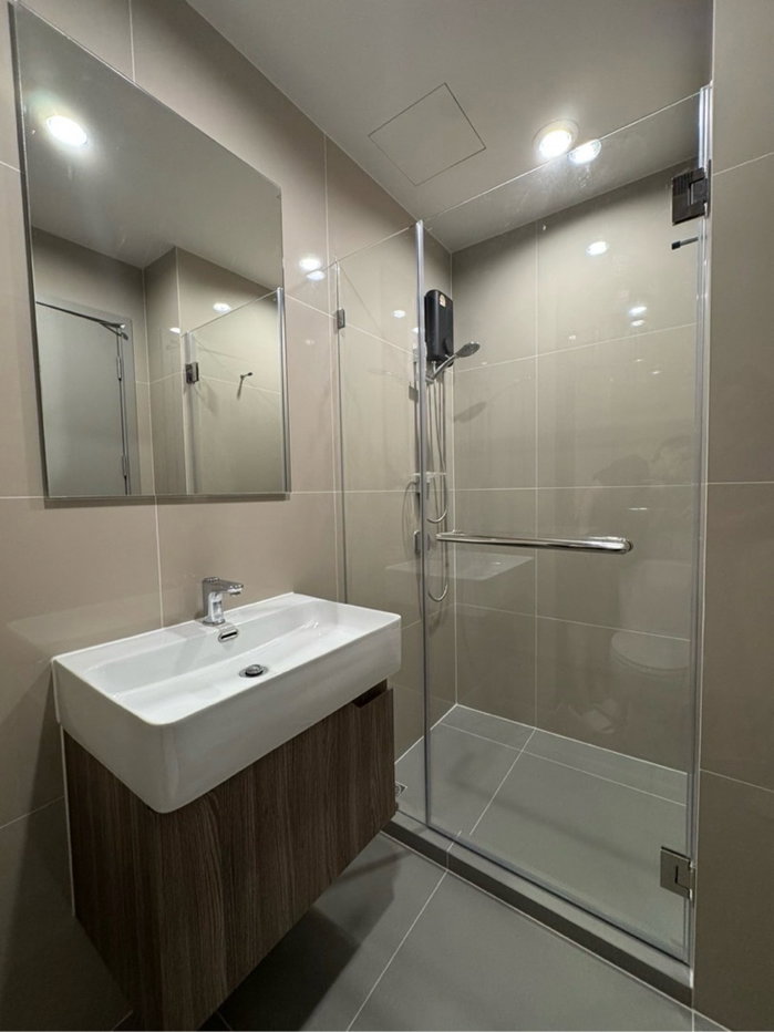 รูป ห้องใหม่ มือหนึ่ง ใกล้รถไฟฟ้า เพียง 250 เมตร พร้อมเข้าอยู่ - รูปที่ 4/5