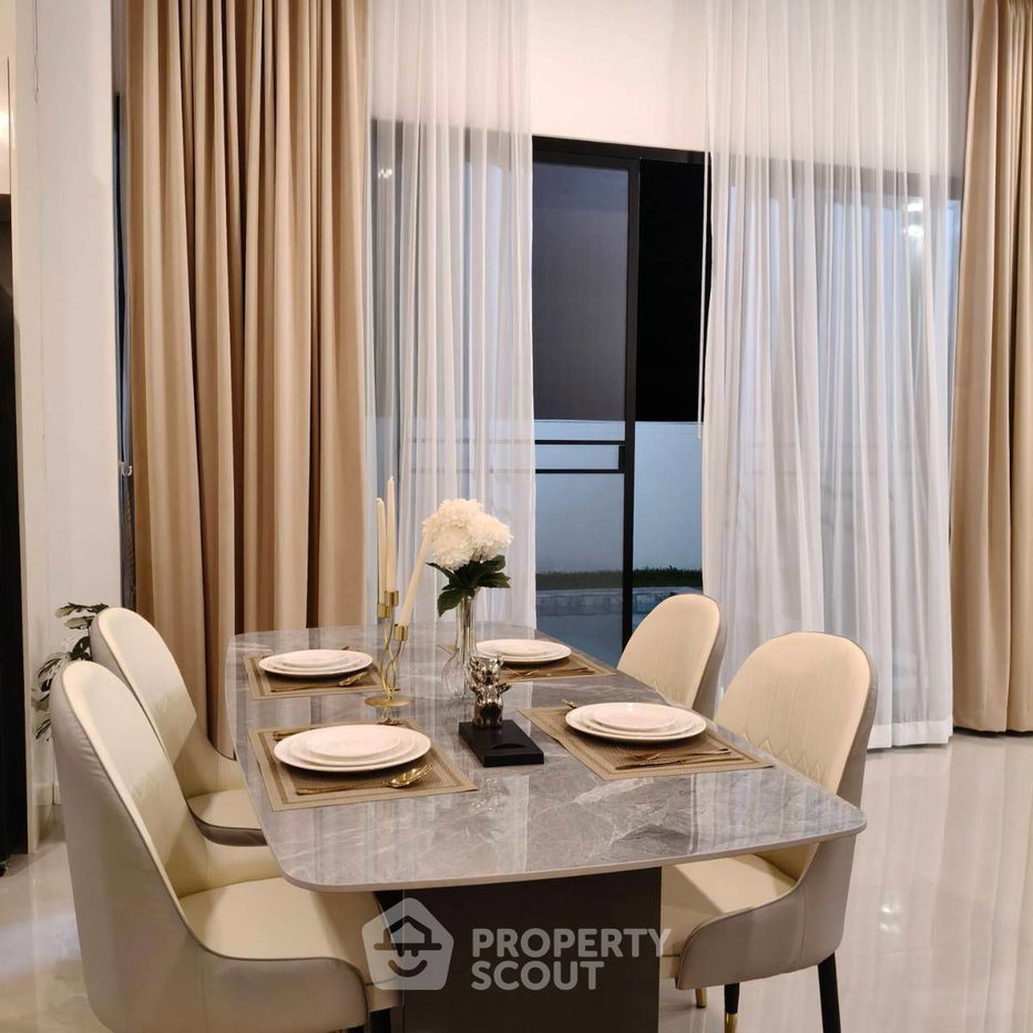 รูป วิลล่า 4-ห้องนอน ใน โป่ง (ID 2912910) - รูปที่ 12/18