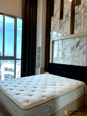 Condos for sale : Noble Revolve Ratchada near MRT Cultural Center of Thailand Station