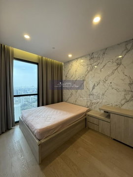 A035560 Ashton Chula - Silom