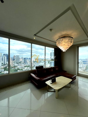 Condos for sale : 🔥MD-26065360 Rare Item! Beautiful Condo, Below Market Price! The Empire Place - Book Now Before It's Gone! 🔥