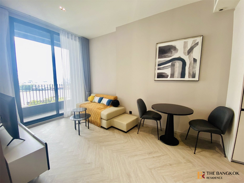 Chapter Charoennakhorn-Riverside Comfortable and Ready to Move-in