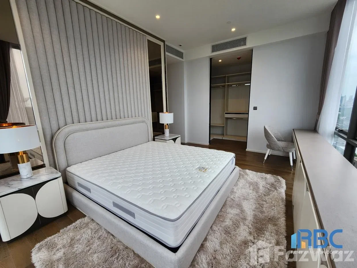 picture 2 Bedroom Condo for rent at Muniq Langsuan 1085994 - 2/17