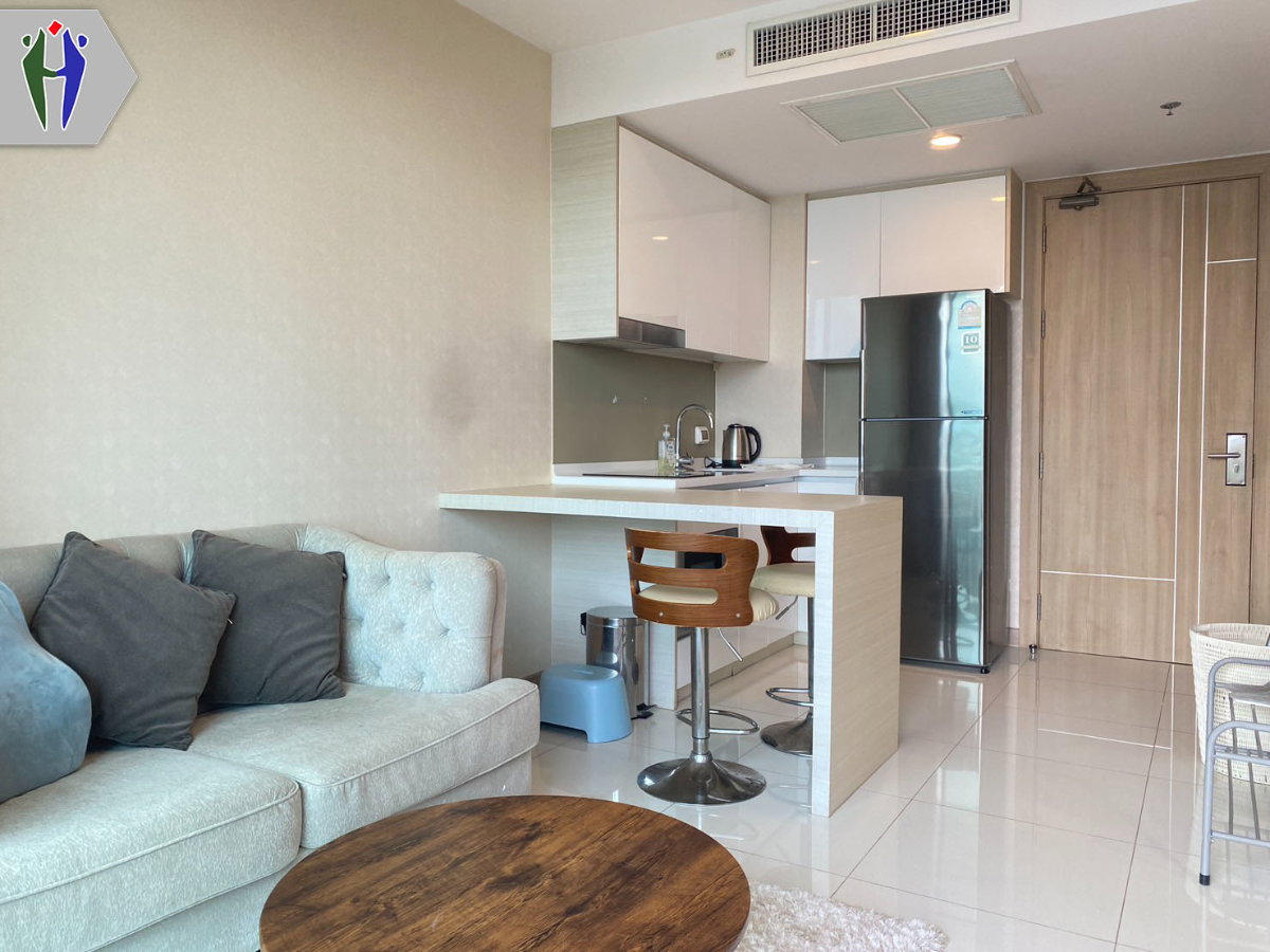 picture Reviera Wongamat Condo for rent - 1/9