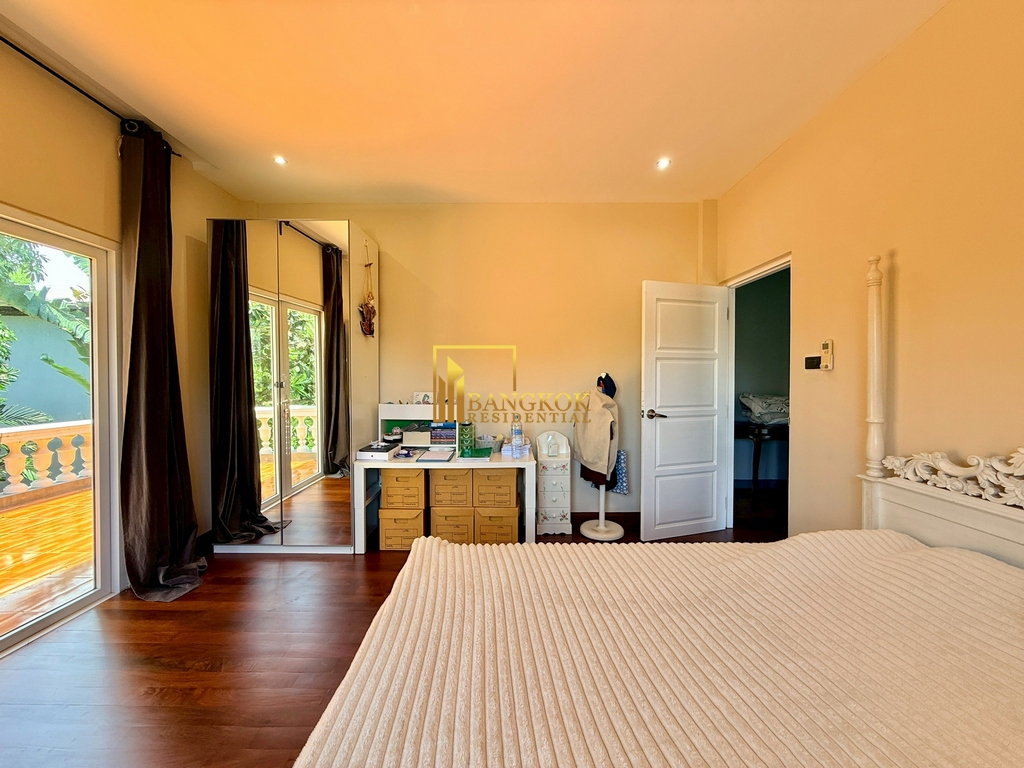 รูป Renovated 5 Bedroom House For Rent in Phra Khanong Area - BR28318SH - รูปที่ 28/47