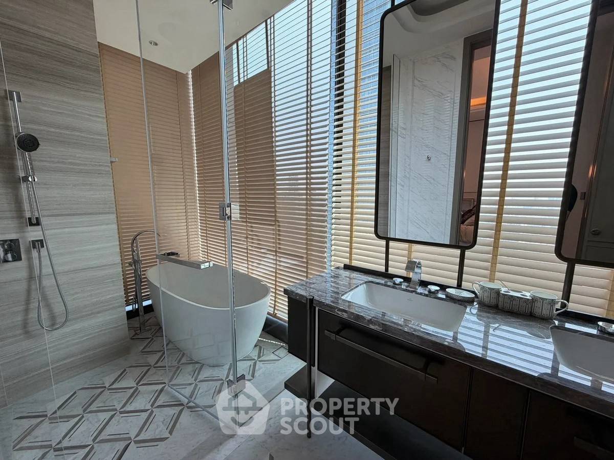 picture 2-BR Condo at One 89 Wireless near MRT Lumphini (ID 2904779) - 10/10