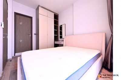 Condos for rent : RHYTHM EKKAMAI ESTATE Ready-to-move-in Condo at an Amazing Price!!