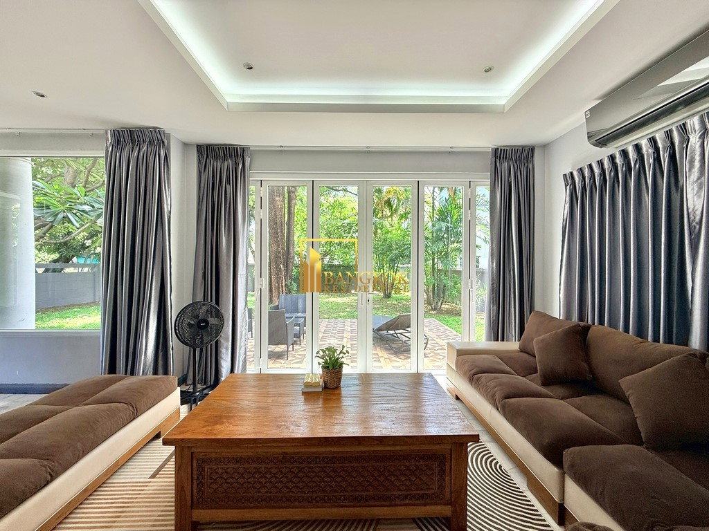รูป Renovated 5 Bedroom House For Rent in Phra Khanong Area - BR28318SH - รูปที่ 5/47