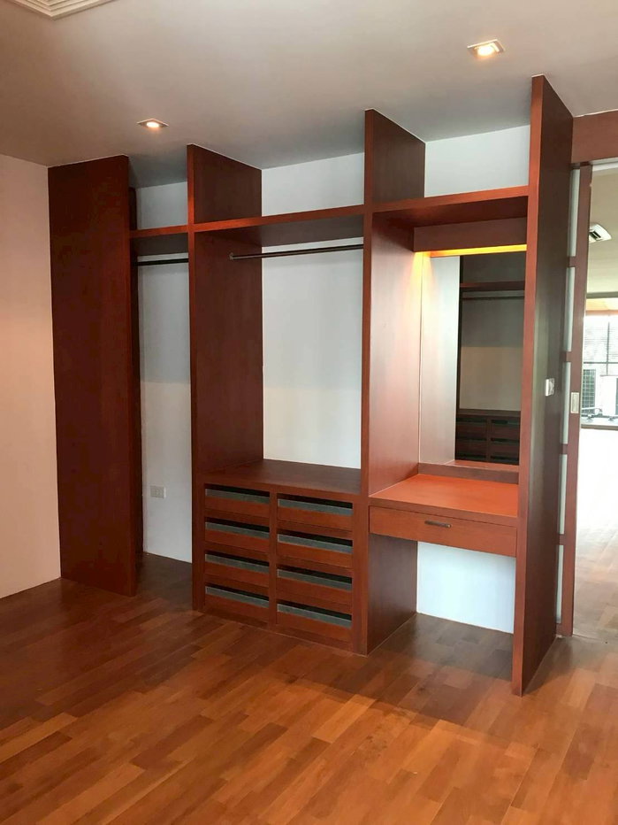 รูป ขายทาวน์โฮม 4 ชั้น สุขุมวิท 35 ทำเลดี ใจกลางเมือง ใกล้ BTS พร้อมพงษ์ (N.2139) - รูปที่ 13/17