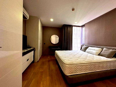 คอนโดให้เช่า : P-47611 — คอนโดหรูให้เช่า! Klass Condo Langsuan 73 ตรม. ใกล้ BTS ชิดล เครื่องใช้ไฟฟ้าครบมาก ราคา 50,000 บาท โทร 085-592-2897 Line: @easythaihome