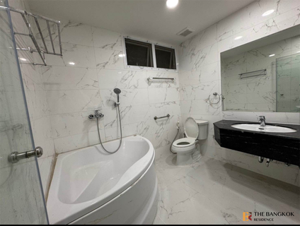 รูปภาพ บ้านถนนสารสิน