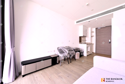 Condos for sale : Convenient Travel, Great Value per Square Meter Fynn Asoke near BTS Asok