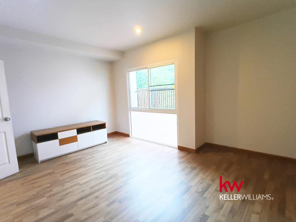 รูป [ให้เช่า] ทาวน์โฮม 3 ชั้น หลังมุม ที่ดินใหญ่ 29.3 ตร.ว. หมู่บ้านบารอนเนีย ทาวน์ ท่าน้ำนนท์ (ต่อเติมครัวบิ้วอินครบ พร้อมอยู่) - รูปที่ 11/14