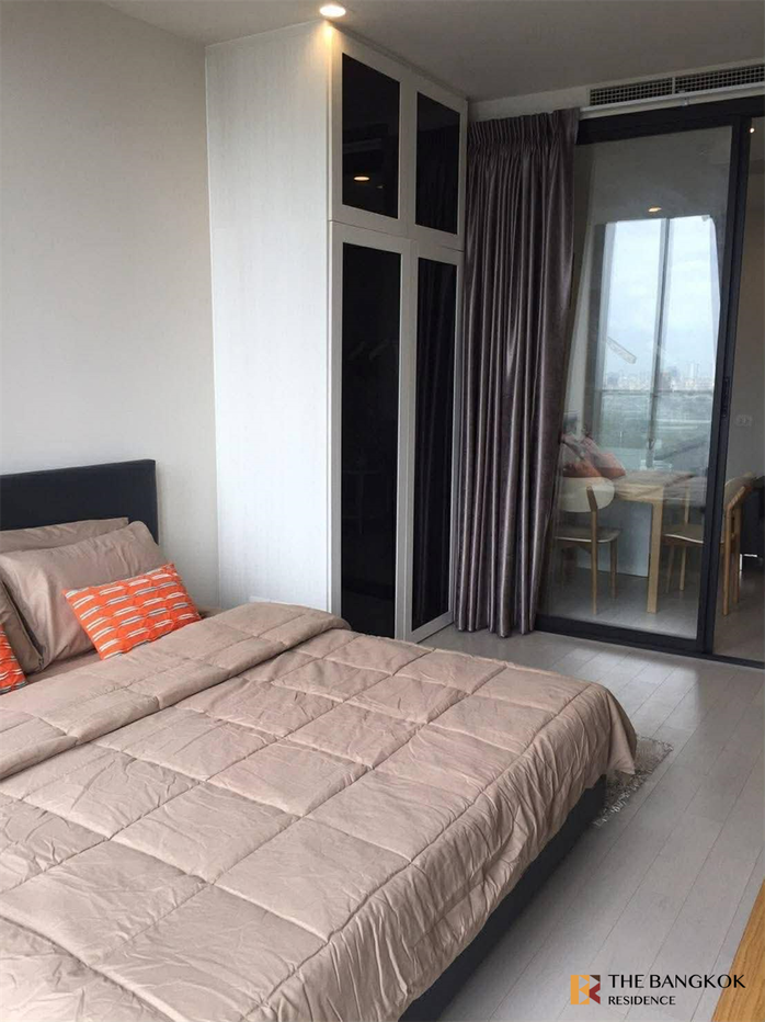 picture Noble Ploenchit Convenient Travel, Great Value per Square Meter near BTS Phloen Chit - 3/9