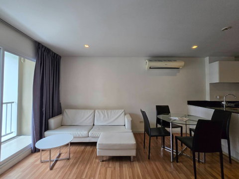 For Rent🚝2 Bedrooms We condo Ekkamai-Ramintra (Near MRT Pink Line) 📱Line: @promptcondo