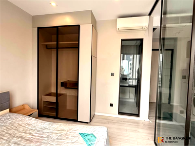 Condos for sale : Move-in Ready, Just Bring Your Stuff The Room Phayathai near Airport Rail Link Ratchaprarop Station