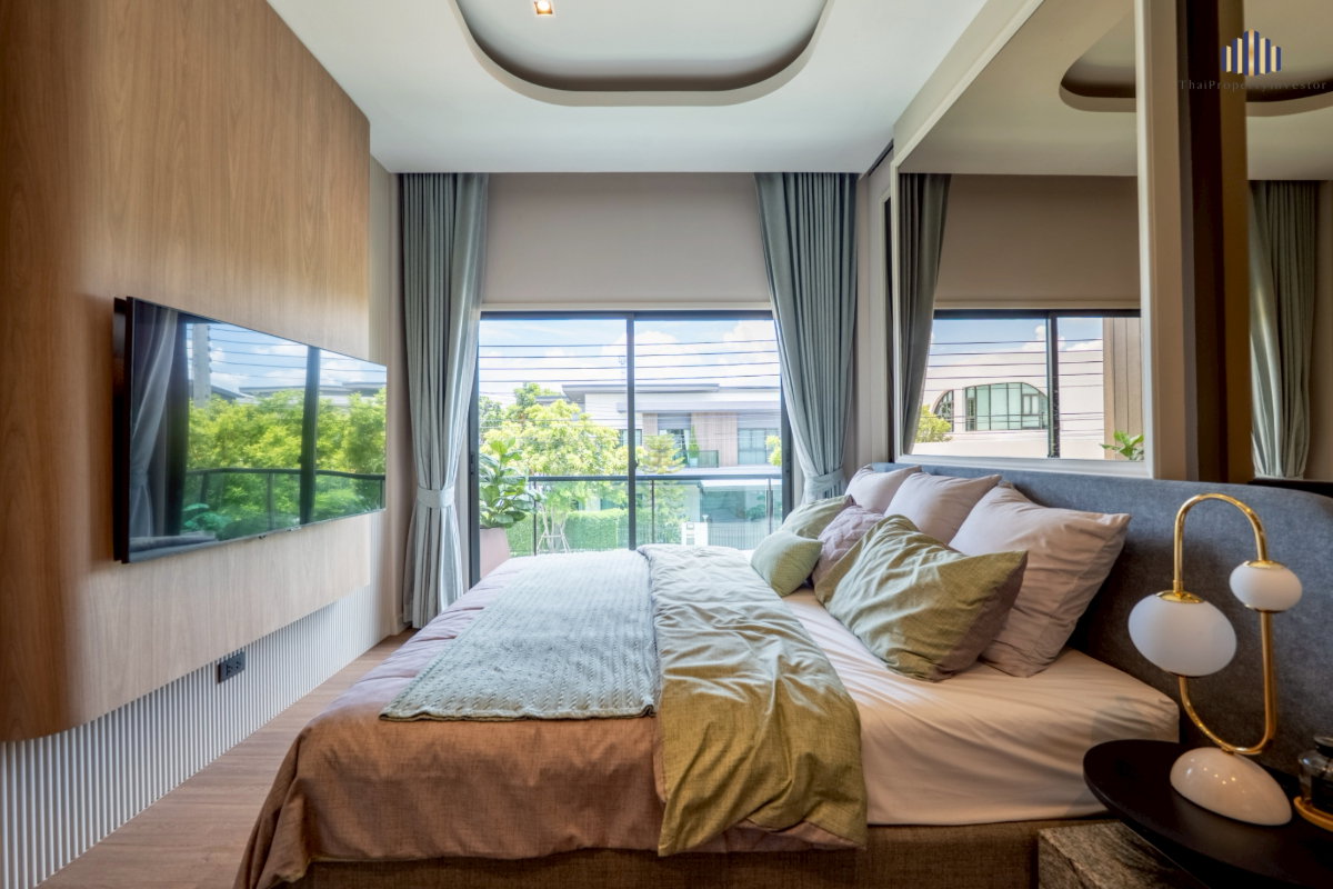 picture Below Launch Price! Detached Modern Home at Venue ID Phaholyothin - Rangsit. Never Lived In! Best Location in the Project! Fully Equipped Common Areas - 73/79