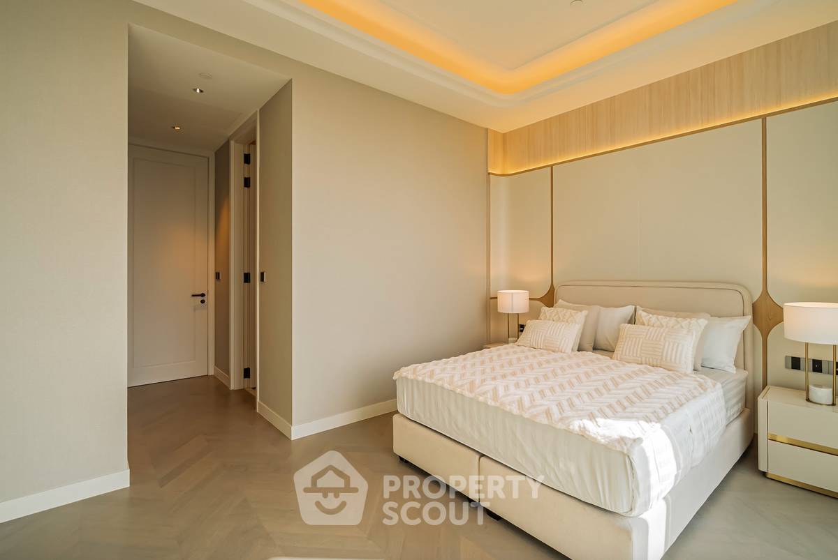 picture 3-BR Condo at One 89 Wireless near MRT Lumphini (ID 2034254) - 6/13