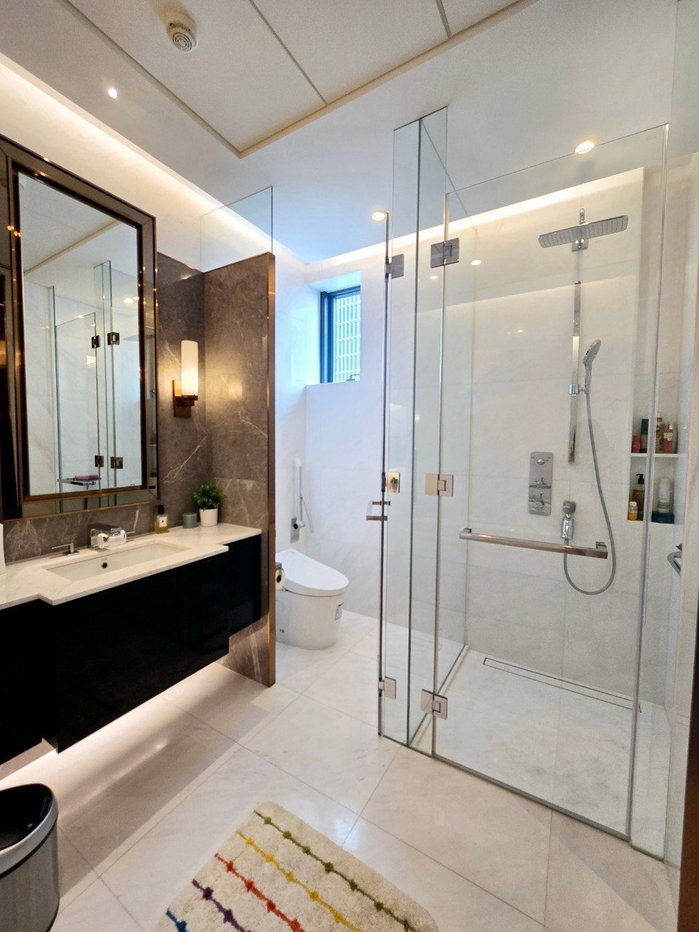 picture LTHC15439 – Luxury Condo for Rent Langsuan | Exclusive City Lifestyle | 160,000 THB | คอนโดหรูให้เช่า หลังสวน ทำเลพรีเมียม ใจกลางเมือง - 3/5