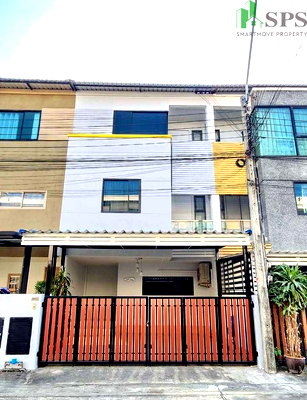 Home office for rent Samut Prakarn : Home Office for Rent Near BTS Bearing (SPSJP352)