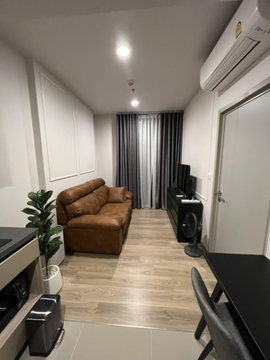 BTS Thonglor 1 km. Shuttle service Condo Oka Haus Sukhumvit 36 ( Rental )