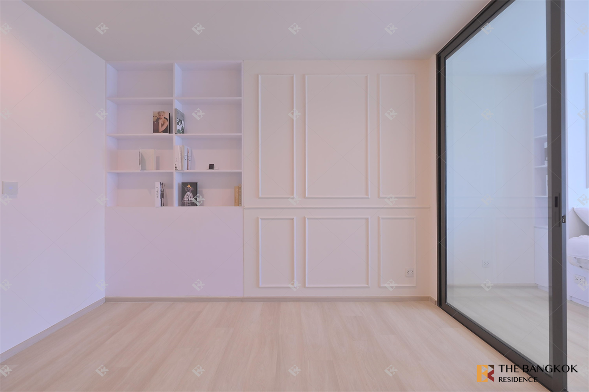picture Move-in Ready, Just Bring Your Stuff Life One Wireless - 6/10