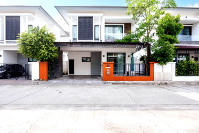 เช่าบ้านเดี่ยว ขนส่งอาเขต เชียงใหม่ : ให้เช่าบ้านเดี่ยวในหมู่บ้าน The Pillow 142 เมืองเชียงใหม่ | เลี้ยงสัตว์ได้ | พร้อมเข้าอยู่ทันที รพ.ลานนา (R1169) T.0946511456