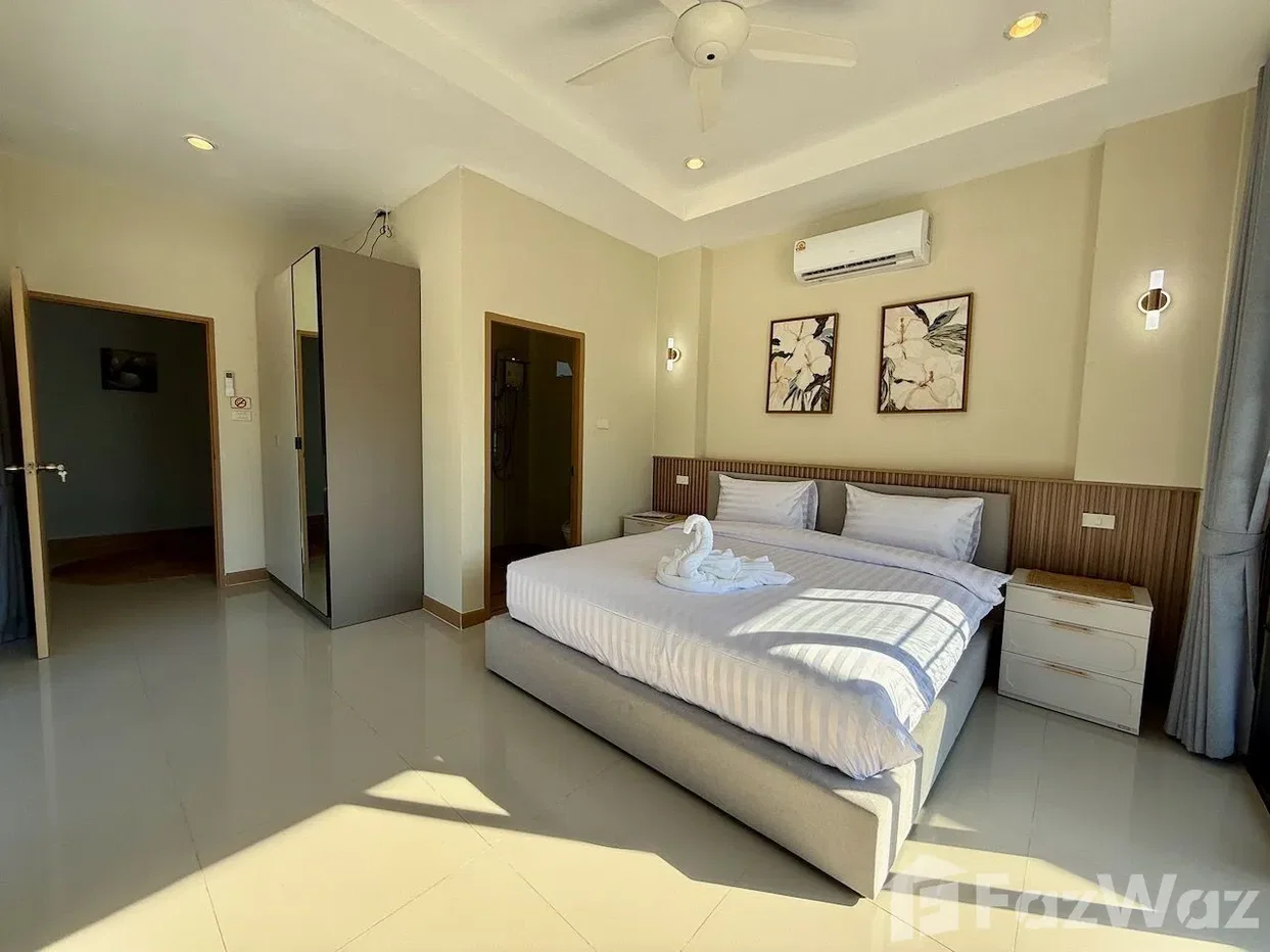 picture 3 Bedroom Villa for sale in Kathu, Phuket 6293722 - 3/36