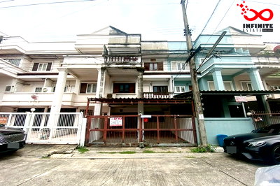 ทาวน์โฮม เขตบางเขน : ขายทาวน์เฮาส์ 3 ชั้น รามอินทรา 34 (ซ.อยู่เย็น) หมู่บ้านสหโชค ใกล้รถไฟฟ้า - ทางด่วน