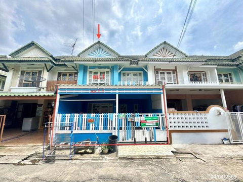 TOWN HOUSE 18 Sq.w. Khlong Luang Pathumthani for 1.5M