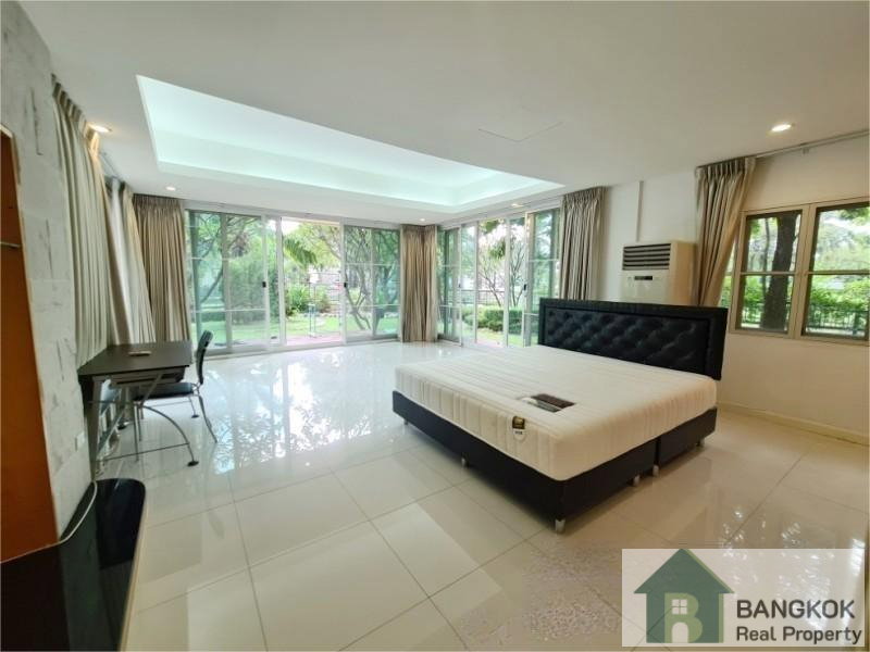 picture Nantawan Srinakarin Village | Elegant Detached 4 Bed House - 10/25