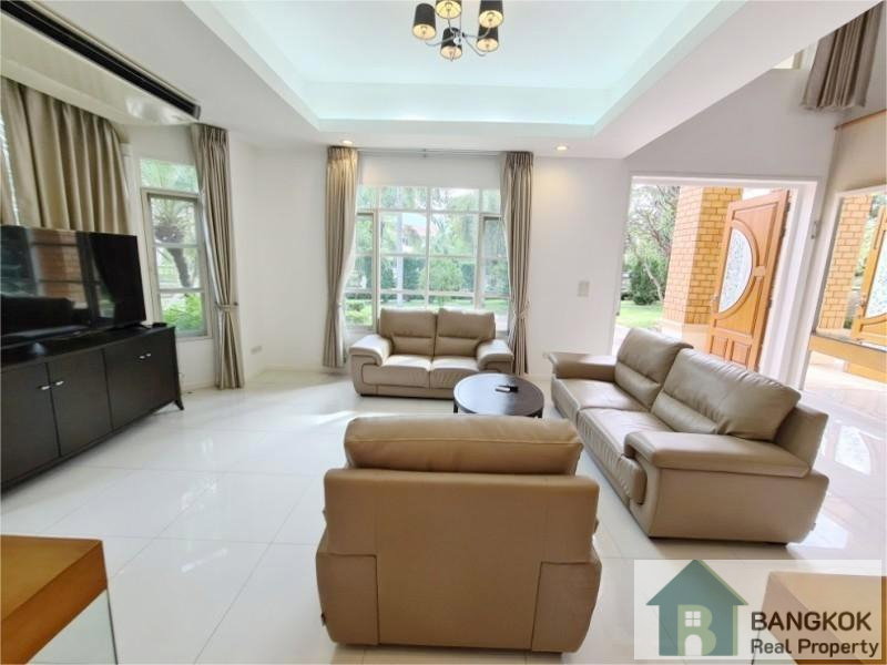 picture Nantawan Srinakarin Village | Elegant Detached 4 Bed House - 4/25