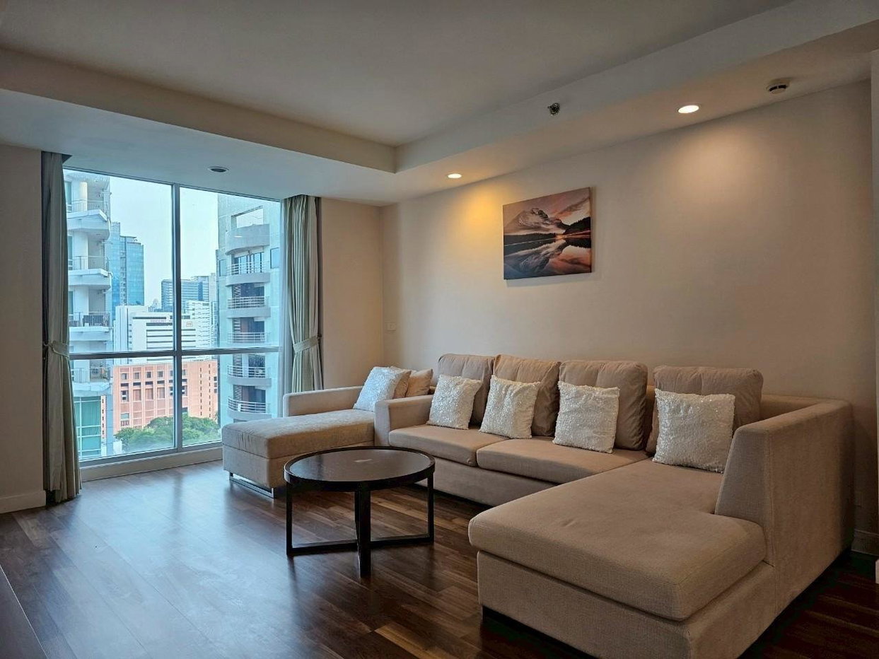 รูป LTHC15460 – Luxury Condo for Rent Ratchadamri | City Lifestyle Best Value | Near BTS Ratchadamri - รูปที่ 2/6
