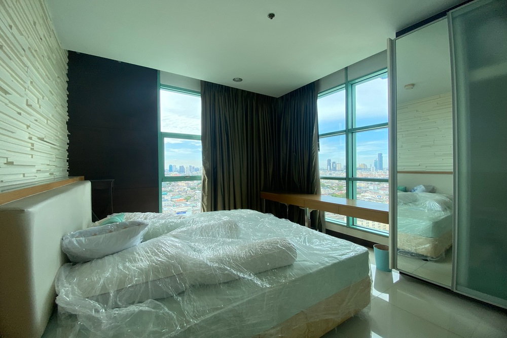 รูป ขายด่วน !! Chatrium Riverside Condominium, 2 นอน, 2 น้ำ, ชั้นสูง 19++, ห้องนั่งเล่นกว้าง, ระเบียงกว้าง !! Code C20260500023 แต่งครบ, ราคาพิเศษ!!📣📣 - รูปที่ 7/9