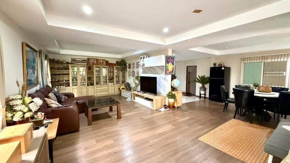 picture For Sell at Golden Place Village - 14/26