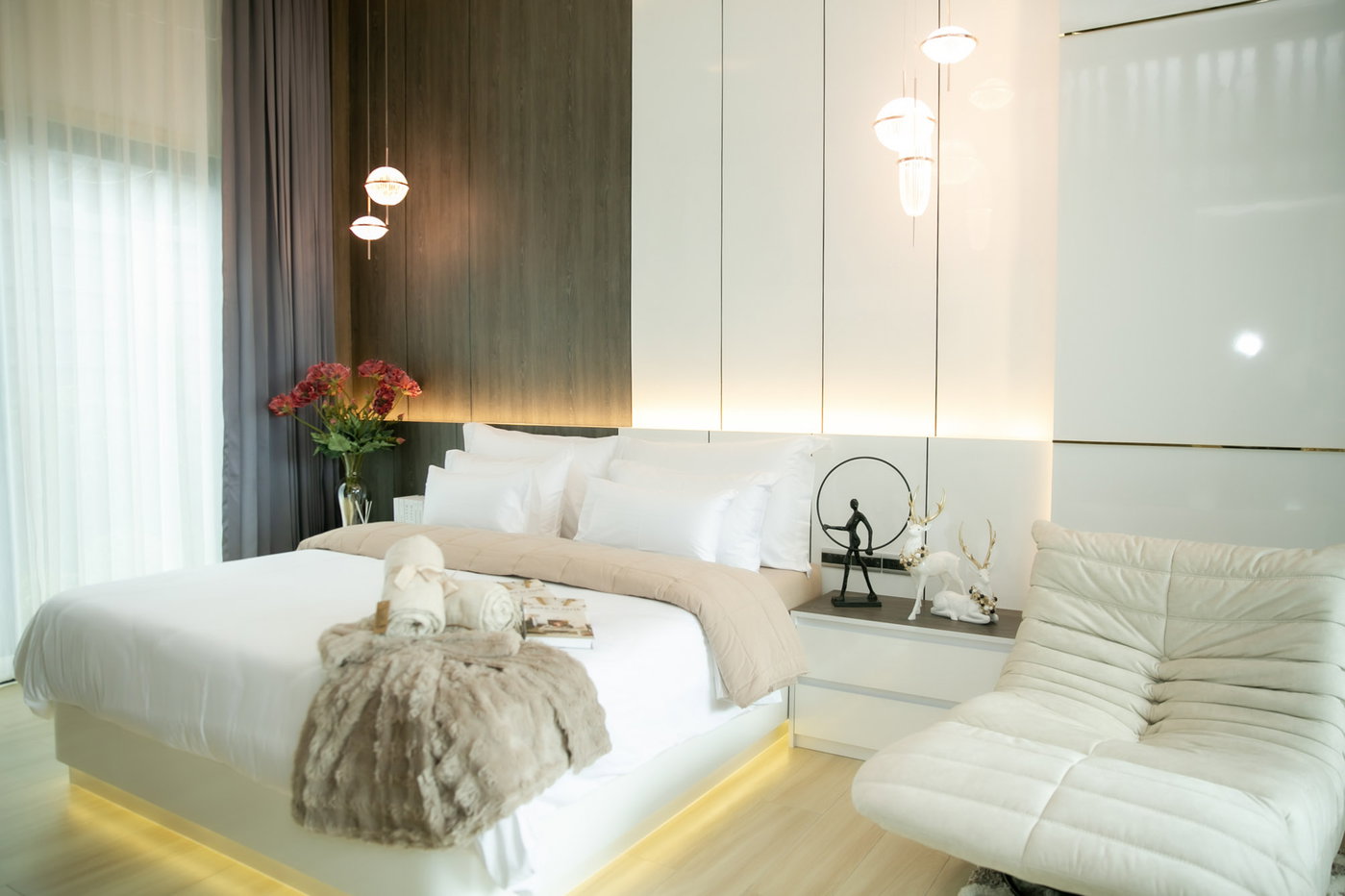 รูป Ultra Luxury Pool Villa for Sale Thung Klom Tan Man Pattaya - รูปที่ 11/23