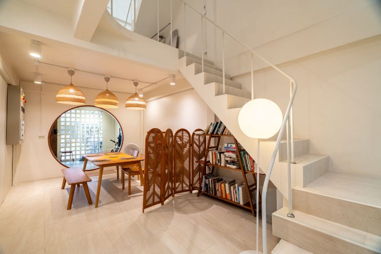 ทาวน์โฮมสาทร 5 ห้องนอน พื้นที่ 200 ตร.ม. ลดราคา 45% - U6031961