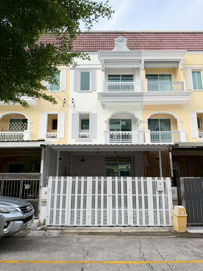 รูป ให้เช่าบ้านทาว์เฮ้าส์ 3 ชั้น 25,000/เดือน ม.บ้านเดอะเมทโทร สาทร- กัลปพฤกษ์ พร้อมเฟอร์ทั้งหลัง - รูปที่ 1/20