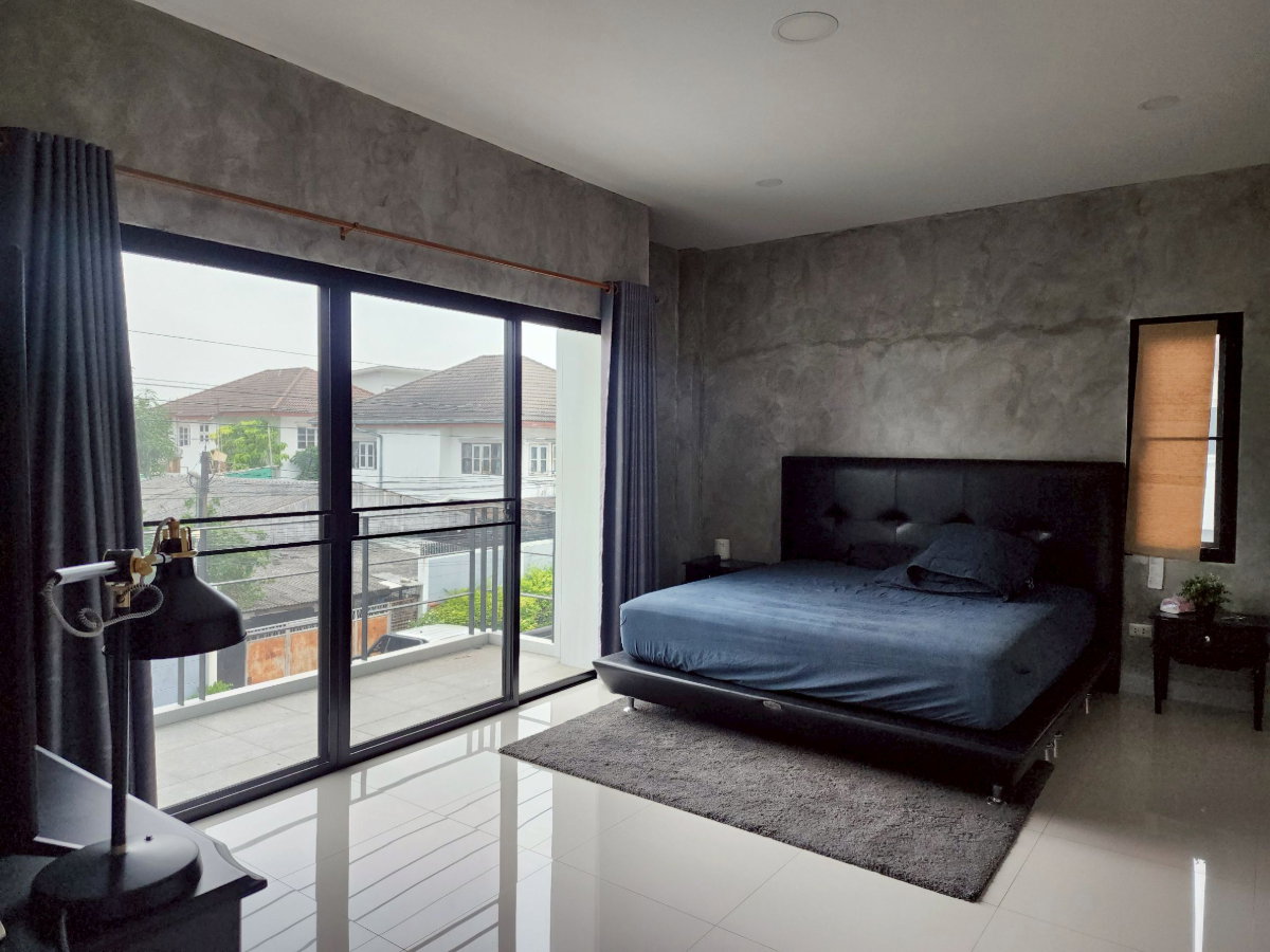รูป ขายบ้านใหม่ พร้อมอยู่ หมู่บ้านเธียรสวน ซอยรามอินทรา 5 - รูปที่ 13/31