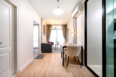 Condos for sale : Bangkok Horizon Sathorn | 🚆 Near BTS Surasak