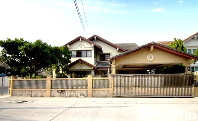 บ้านเดี่ยว กรุงเทพมหานคร : Corner house with front garden for sale in Lasalle, Bangna. 6261803