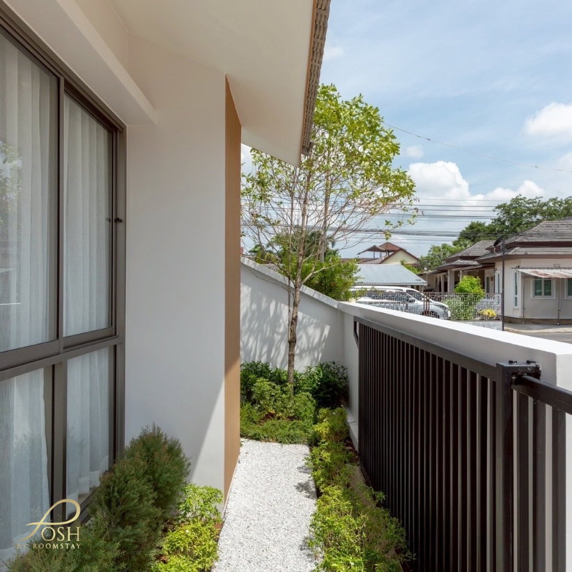 picture The Moov Bang Jo, Thalang. Newly built Modern Minimal style homes with only the final 2 units remaining - 4/22