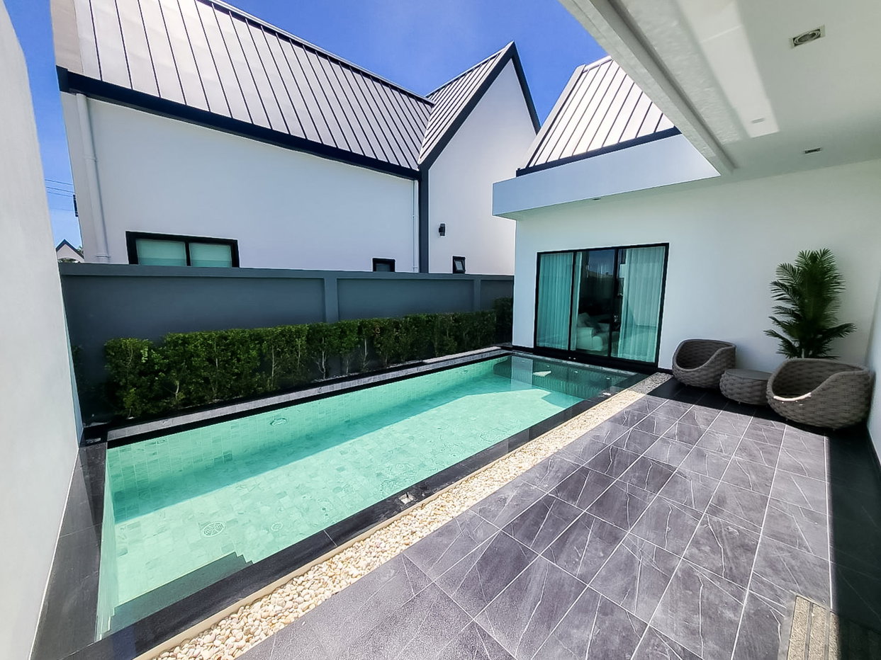 รูป Single Story Luxury House for Sale in North Pattaya - รูปที่ 1/17