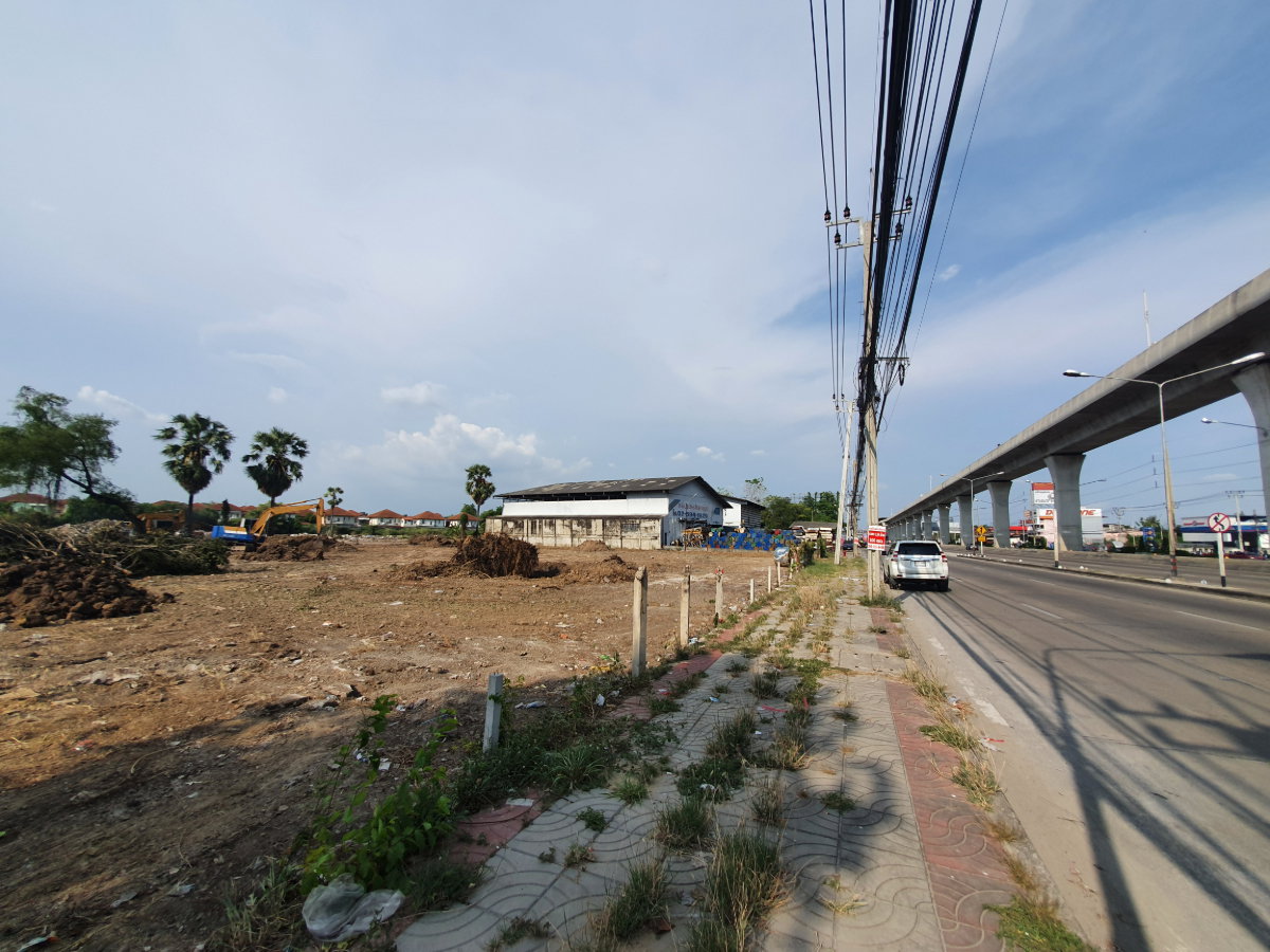 รูป ที่ดินถมแล้ว 2-1-55 ไร่ ติดถนนรัตนาธิเบศร์ ใกล้รถไฟฟ้าสายสีม่วง สถานีMRTบางพลูเพียง 350 เมตร - รูปที่ 6/6
