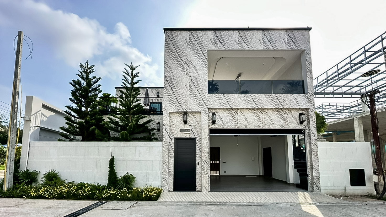 รูป Modern Morocco Pool Villa for Sale Thung Klom Tan Man Pattaya - รูปที่ 1/20